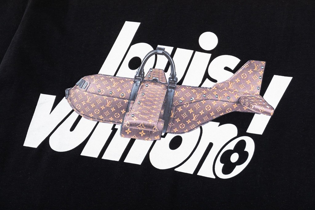 LV T-shirt